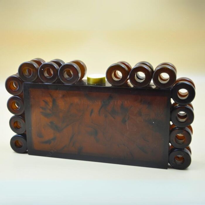 Stylish Resin Cheetah- Print Ring Clutch with Marble-Like Finish, Adorned with 24 Exquisite Rings