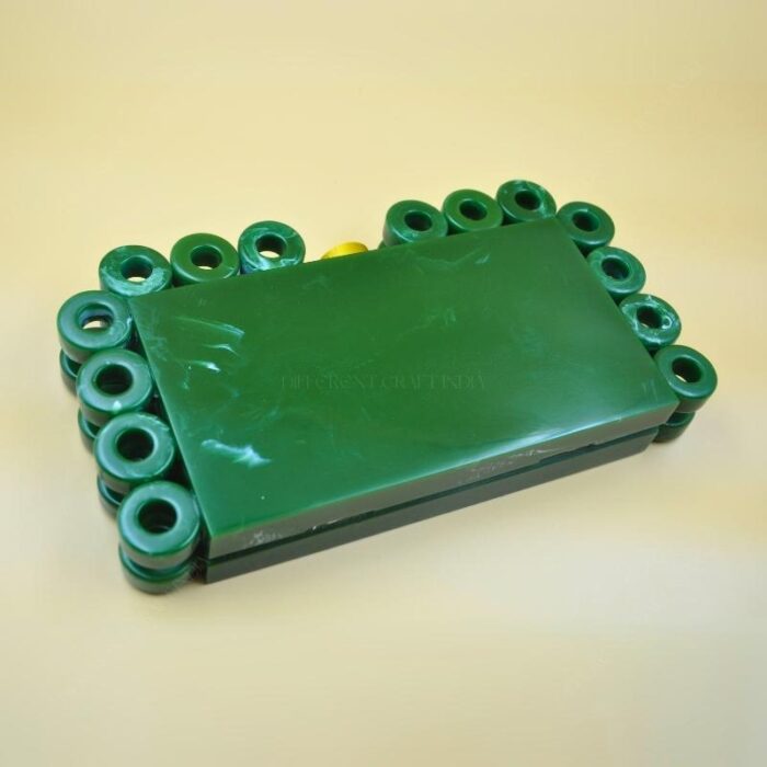 Stylish Resin Green Ring Clutch with Marble-Like Finish, Adorned with 24 Exquisite Rings