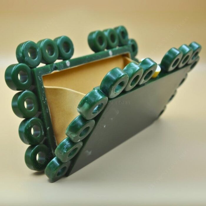 Stylish Resin Green Ring Clutch with Marble-Like Finish, Adorned with 24 Exquisite Rings