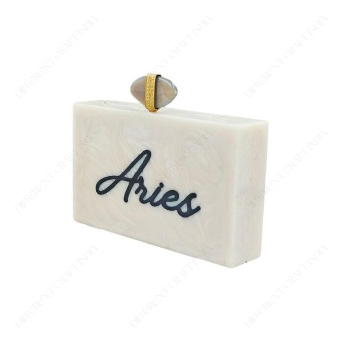 Resin personalised purse with Engraved & Color-Inlaid name and gold-banded knob