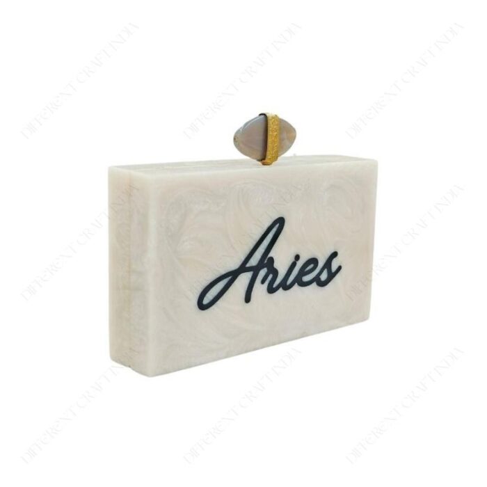 Resin personalised purse with Engraved & Color-Inlaid name and gold-banded knob