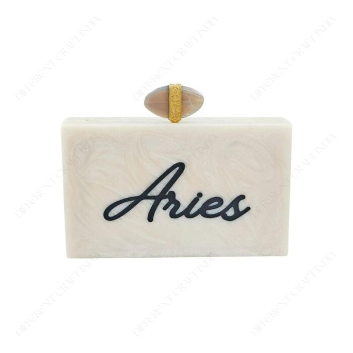 Resin personalised purse with Engraved & Color-Inlaid name and gold-banded knob